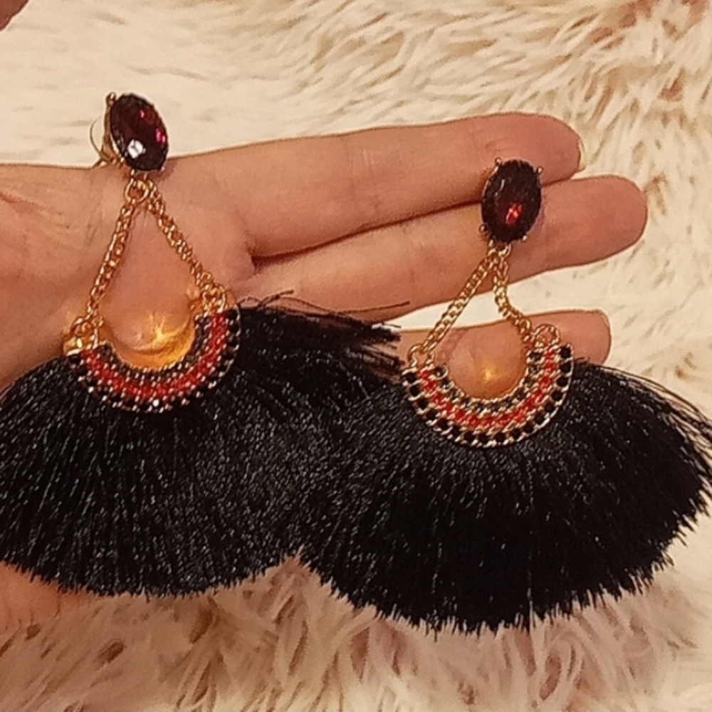 NWT Vibrant crystals black fringe earrings